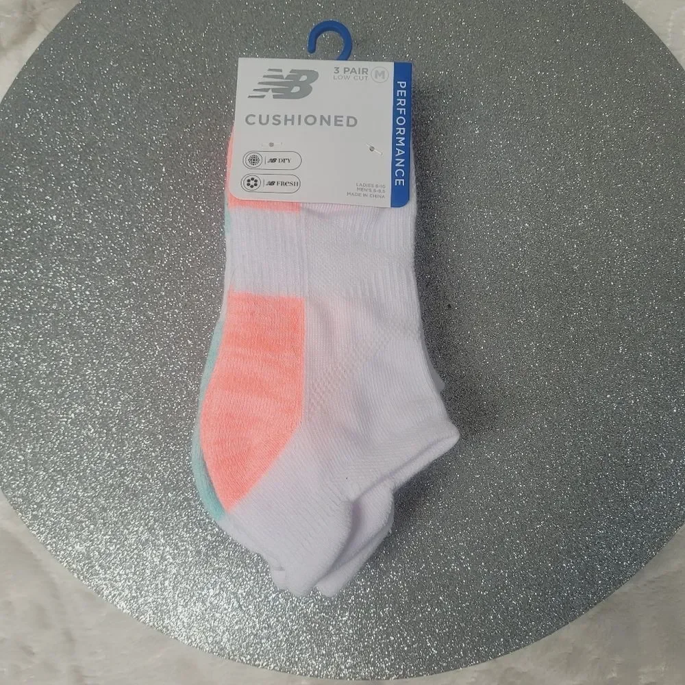 New Balance No Show Low Cut with Tab Socks 3 Pack Medium Women Shoe 6-10 New